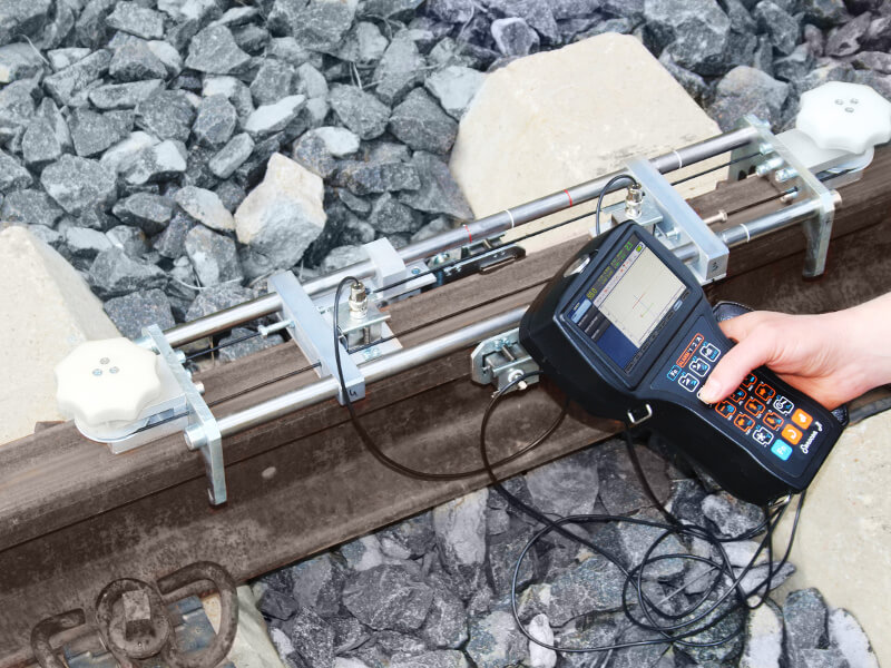 Testing of the rail welded joint by the USR-01 ultrasonic kit