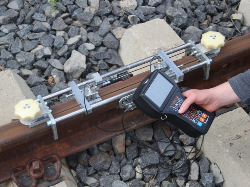用于轨道焊接的超声波无损检测和轨道端部预焊接检查的套件-USR-01